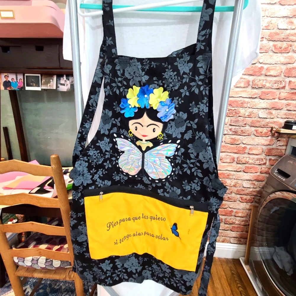 Frida Apron black Butterfly flowers